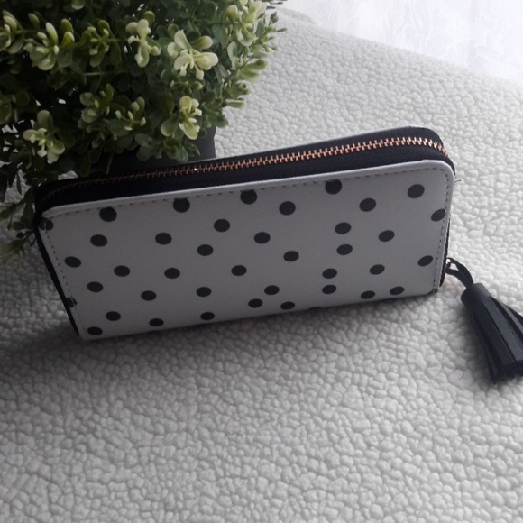 maurices wallet - Picture 2 of 4